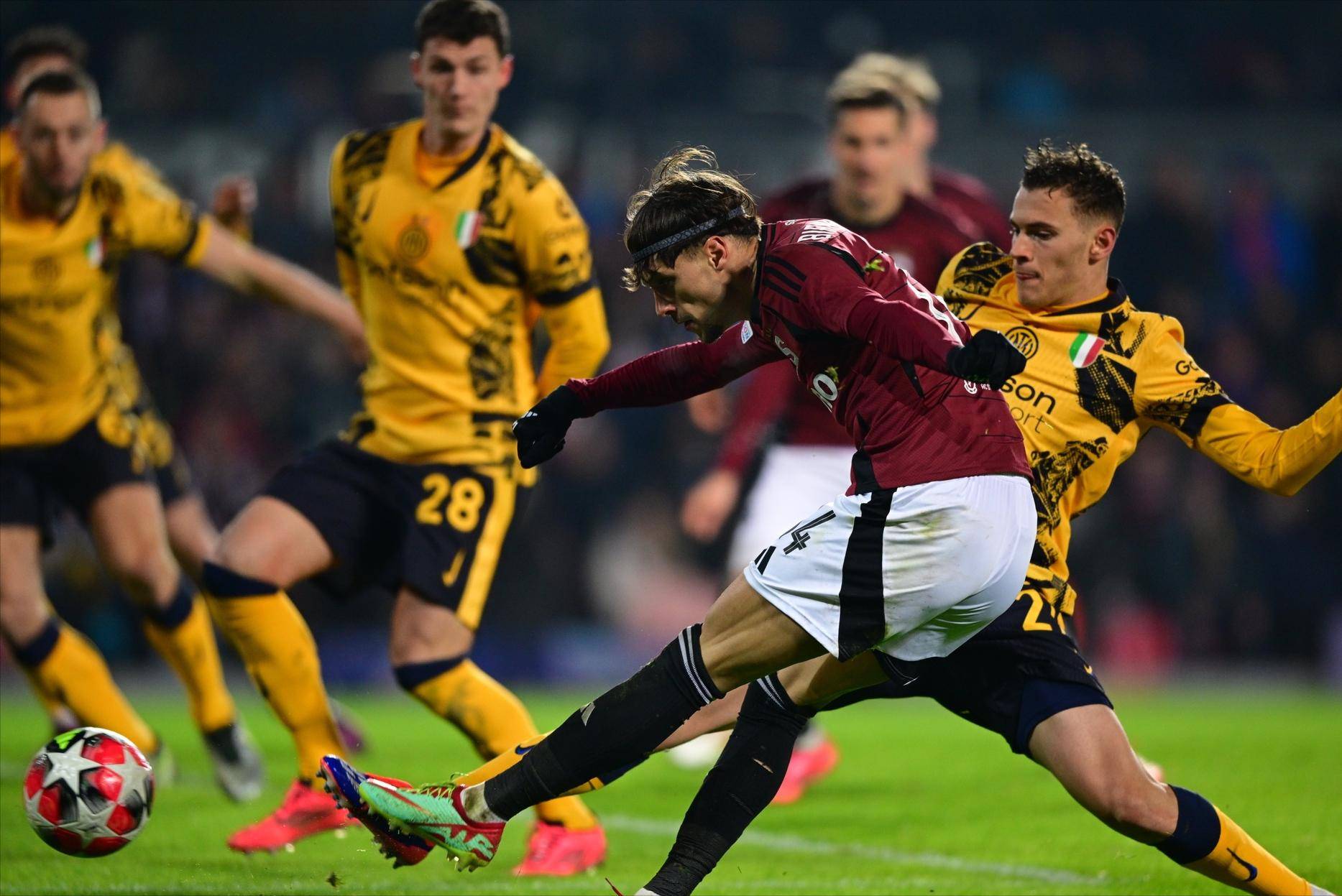 勒沃库森大胜对手,豪取三分稳固联赛前四 勒沃库森大胜对手,豪取三分稳固联赛前四