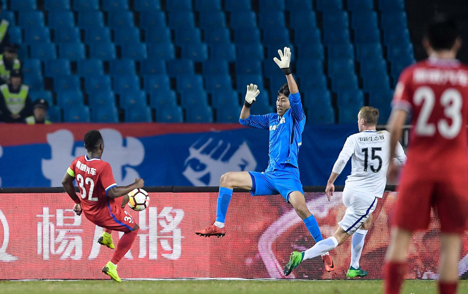 辽宁队做客重庆斯威,实现客场赢球 辽宁队做客重庆斯威,实现客场赢球