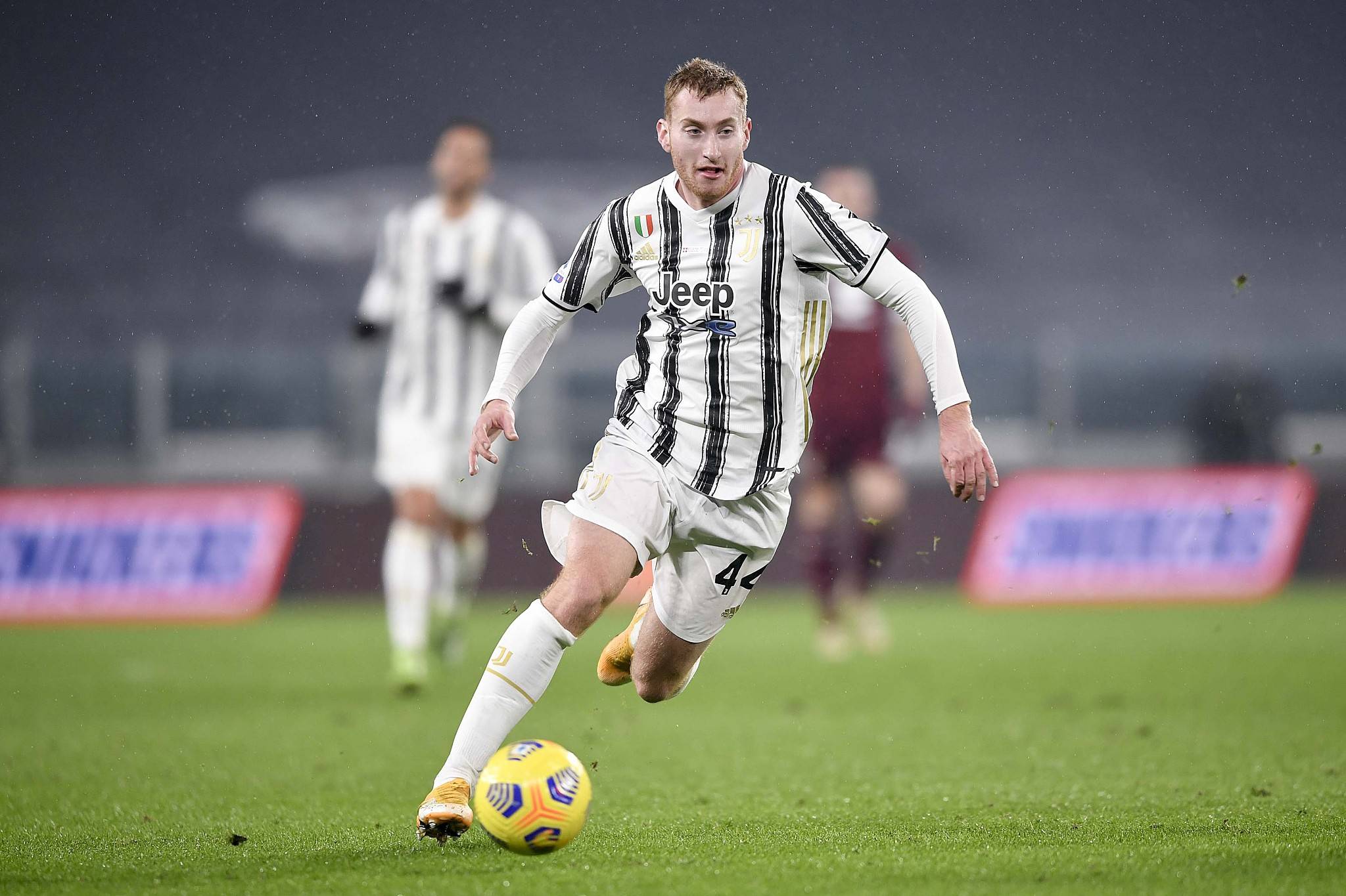 热那亚客场胜利，豪取主场满贯的简单介绍