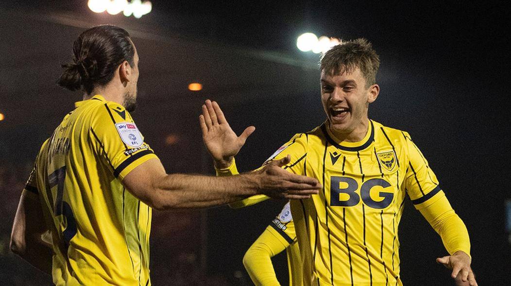 斯旺西主场逼平，势均力敌战至平局的简单介绍