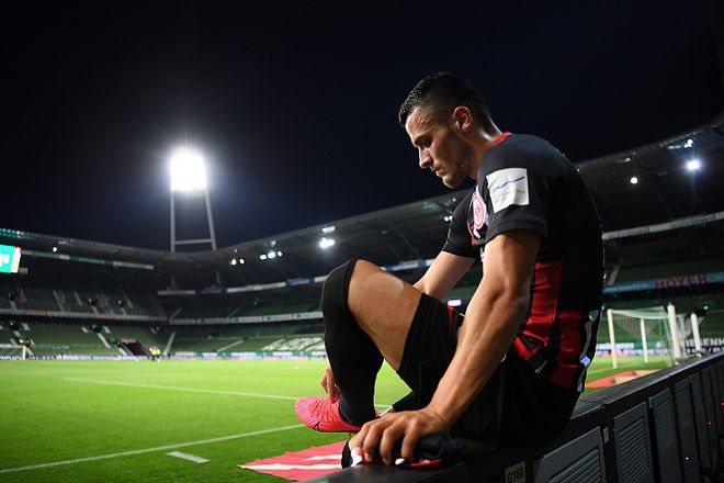 云达不莱梅客场失利，积分榜略有落后的简单介绍