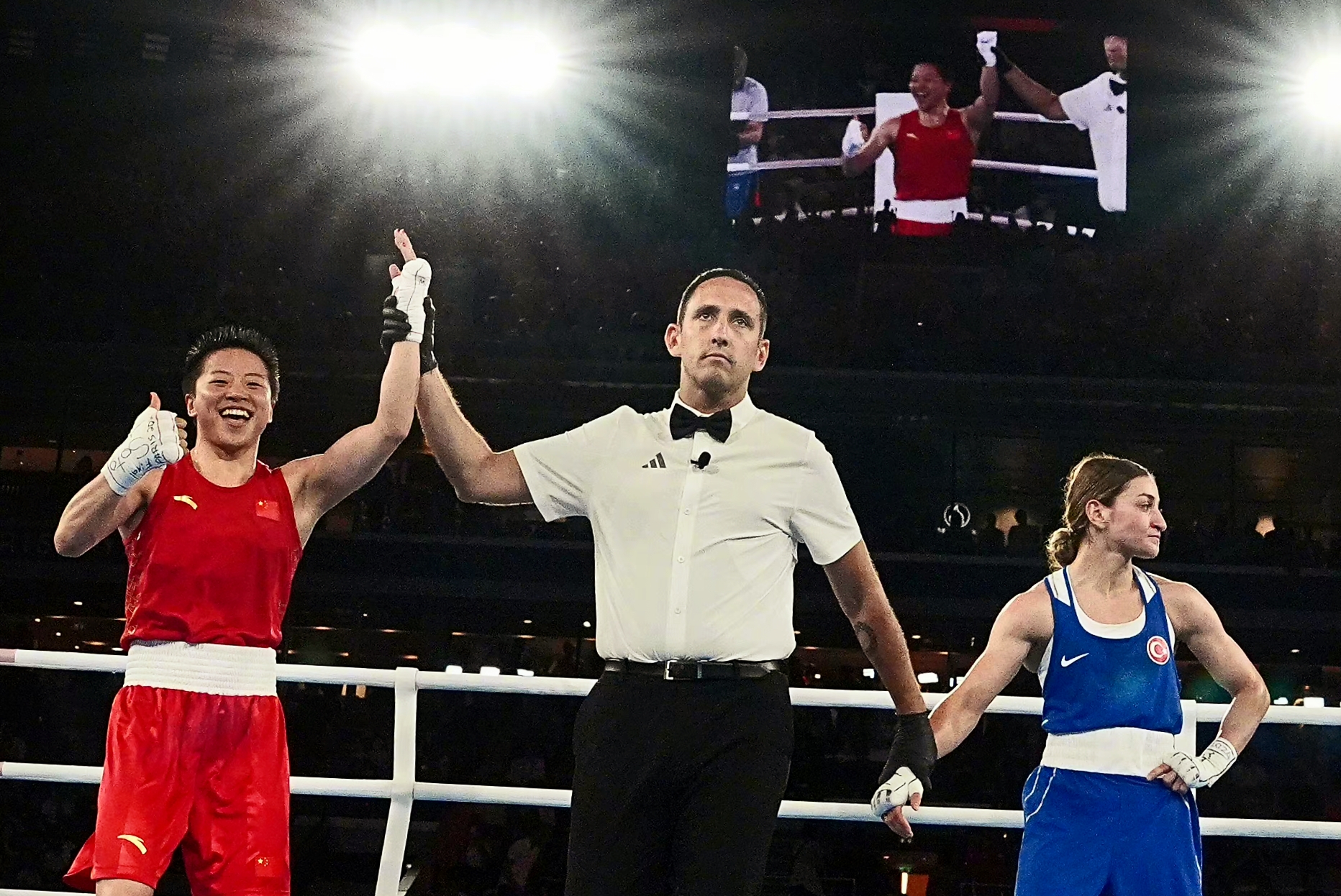 开云体育app-包含拳击冠军实力碾压对手，轻松进决赛的词条